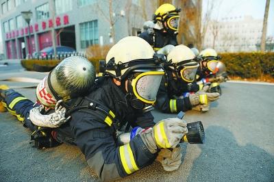 可視、聲音圖像視頻傳輸是消防頭盔新趨勢(shì)